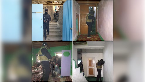 कश्मीर में कुलगाम पुलिस ने प्रतिबंधित संगठन जमात-ए-इस्लामी के सदस्यों के घरों पर छापेमारी की