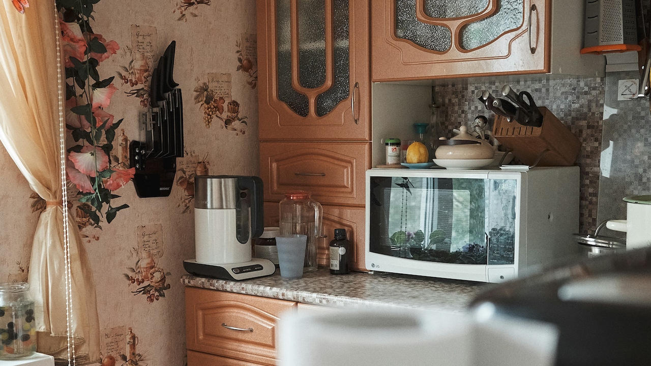 Microwaves Under ₹10,000: Amazon Black Friday Early Deals Microwaves Under ₹10,000: Amazon Black Friday Early Deals