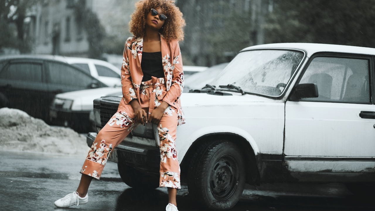 Myntra GlamStream Fest Fashion Finds Under ₹1999 Myntra GlamStream Fest Fashion Finds Under ₹1999