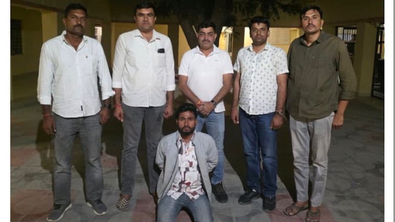 मारवाड़ के स्मैक किंग जितेंद्र मेघवाल को पुलिस ने दबोचा, तस्करी से बनाई करोड़ों की संपत्ति; टिकट बुकिंग में खुलासा 