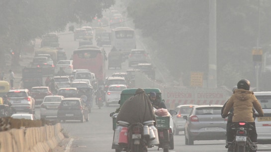 दिल्ली, नोएडा में अब कोहरे का कहर! सर्दी-प्रदूषण के बीच 1 हफ्ते का अलर्ट, इन राज्यों में झमाझम बारिश के आसार | Delhi NCR Weather News check IMD Weather Alert Fog Rain