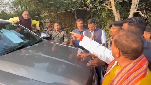 Video: Furious Face-Off Between Nitish Kumar's Deputy, RJD Leader On Poll Day