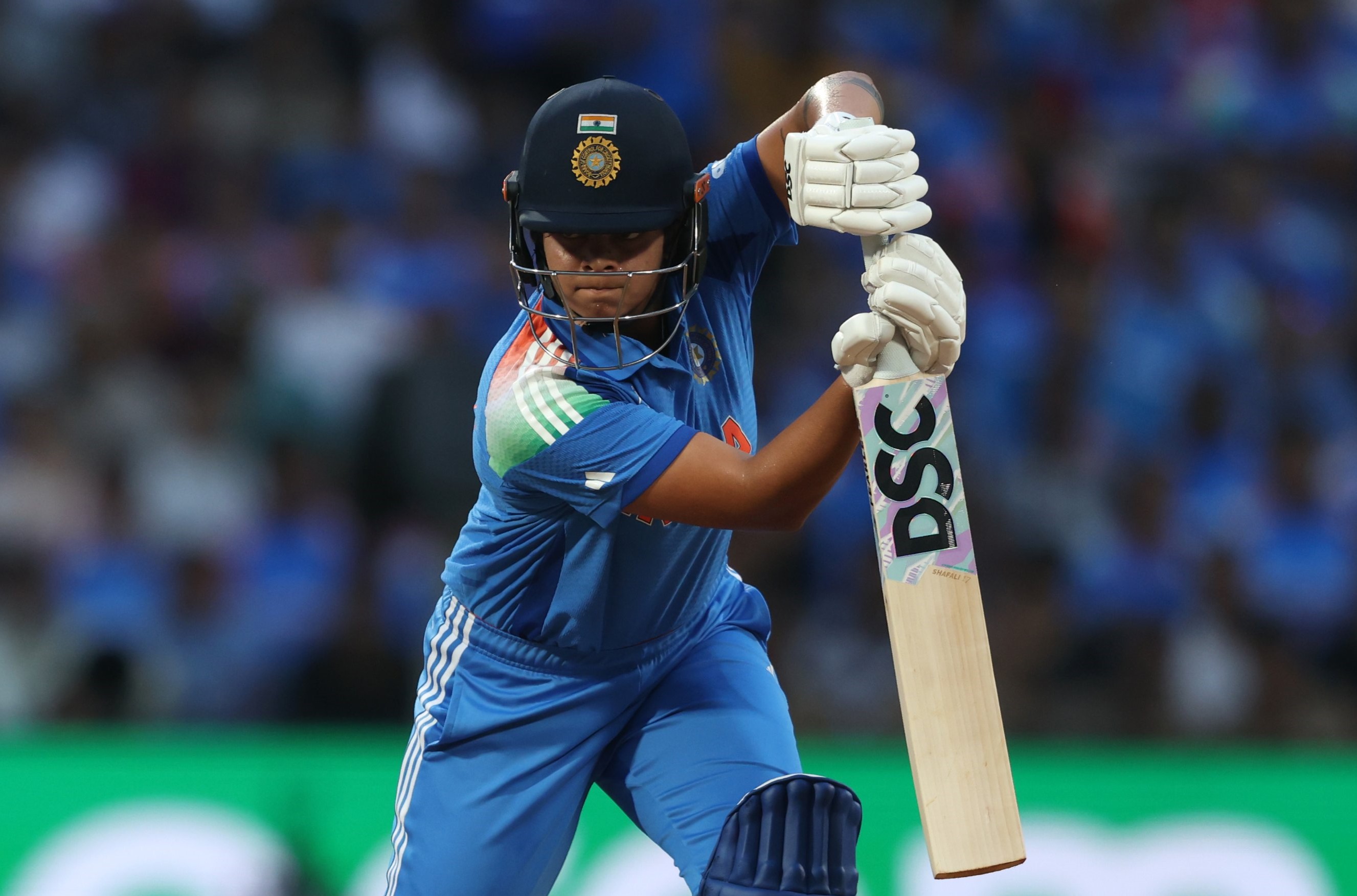 IND-W vs SA-W Final LIVE Score, ICC Women's ODI World Cup 2025: भारत का स्कोर 150 पार, शतक की ओर बढ रहीं शेफाली वर्मा