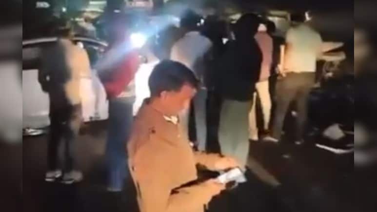 हाईवे पर तेज रफ्तार का कहर; एक ट्रैक्टर और दो कारों के बीच टक्कर, 12 लोग घायल, एक गंभीर