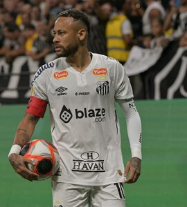 Neymar Gets Into Altercation With Referee, Shouts At Coach In Heated Exchange