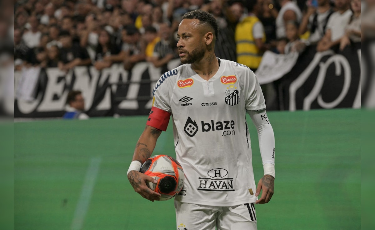 Neymar Gets Into Altercation With Referee, Shouts At Coach In Heated Exchange