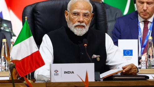 प्रधानमंत्री मोदी दक्षिण अफ्रीका की तीन दिवसीय यात्रा से स्वदेश लौटे