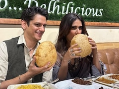 Chole Bhature, Mithai And More: Fatima And Vijay's Foodie Day Out In Delhi