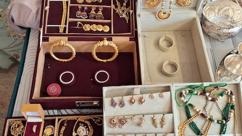 Karnataka Lokayukta Conduct Raids At 8 Districts In Disproportionate Assets