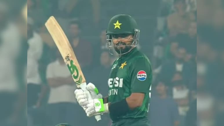 'यहां के हम सिकंदर', रोहित शर्मा का रिकॉर्ड स्वाहा, बाबर आजम बने T20I के नए 'किंग', टॉप 10 में जानें कौन 'यहां के हम सिकंदर', रोहित शर्मा का रिकॉर्ड स्वाहा, बाबर आजम बने T20I के नए 'किंग', टॉप 10 में जानें कौन