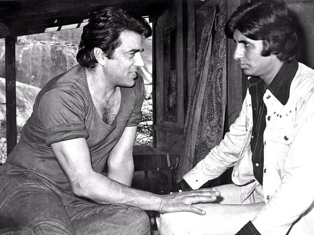 When Amitabh Bachchan Revealed The "Deep Secret" : "Dharamji Recommended My Name For <i>Sholay</i>"