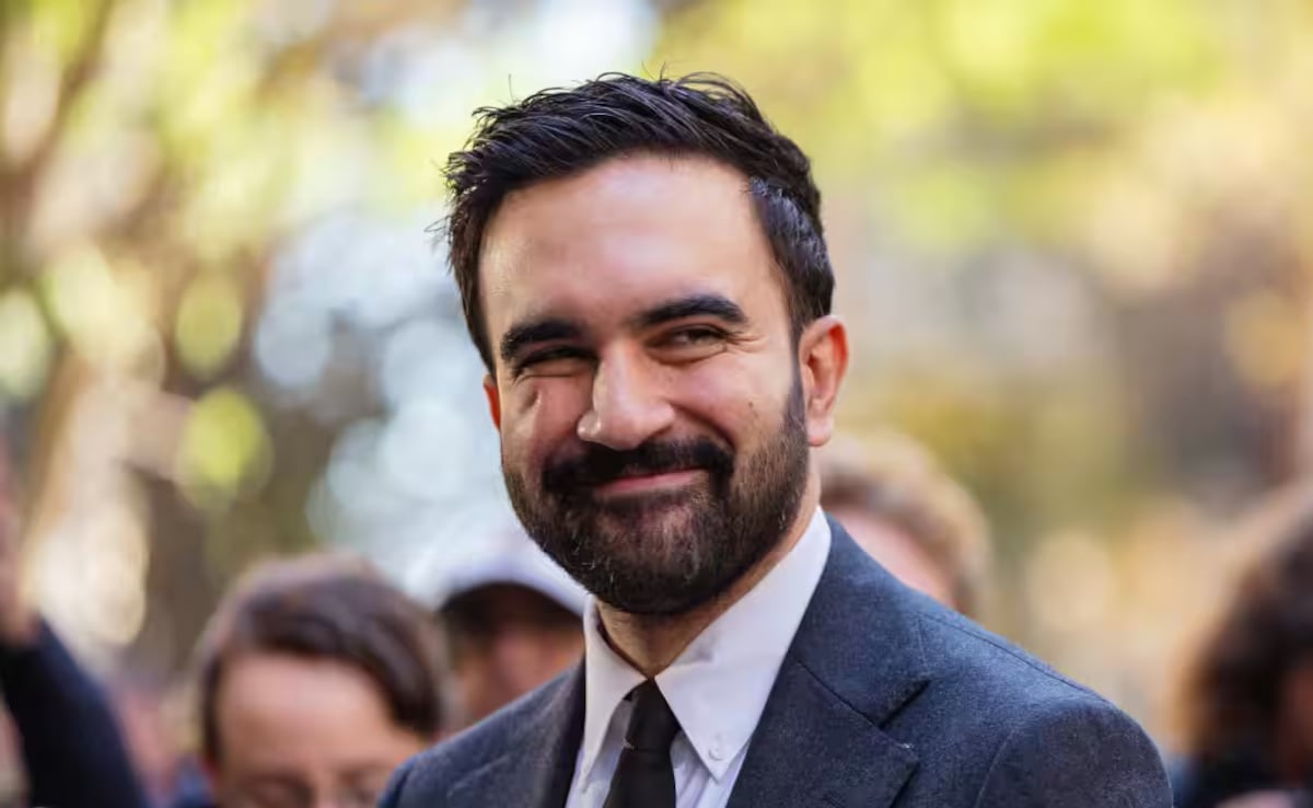 मेयर ममदानी के घर पर हमले की कोशिश, ग्रेसी मेंशन के बाहर चले लाठी-डंडे, 'नेल बम' फेंकने के आरोप में 2 गिरफ्तार