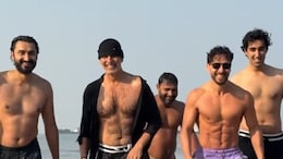 Watch: Akshay Kumar, Tiger Shroff And Their Band Of Ocean 9 Make Waves On Juhu Beach