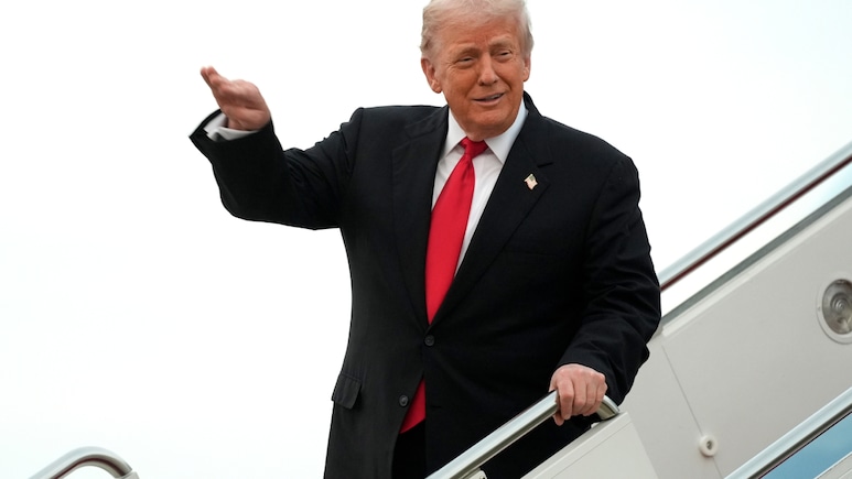 ट्रंप स्‍पीच विवाद: अब बीबीसी के चेयरमैन ने मांगी माफी, जानें क्‍यों मचा है इतना बवाल 