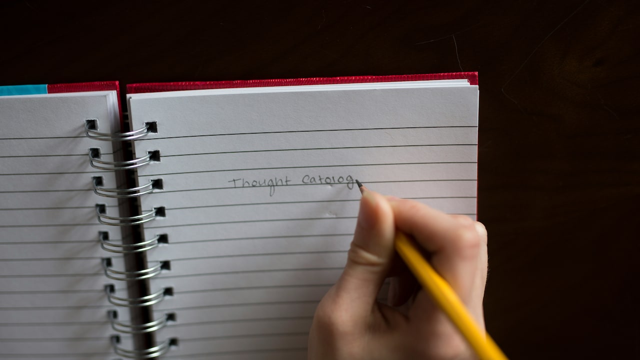 How To Choose the Right Diary For Women Based On Her Writing Style How To Choose the Right Diary For Women Based On Her Writing Style