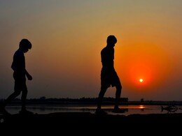 सूर्योदय से पहले उठना क्यों है फायदेमंद, जानने के बाद सुबह देर तक सोना कर देंगे बंद