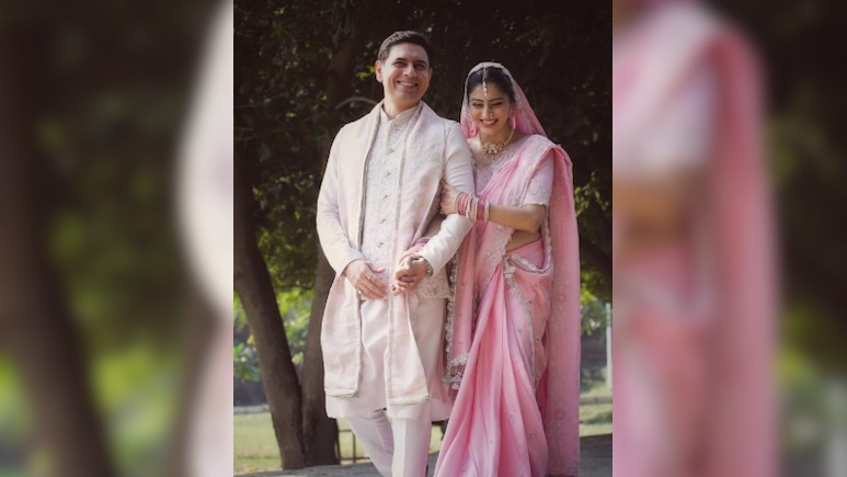 <i>Kyunki Saas Bhi Kabhi Bahu Thi</i> Actors Sandeep Baswana And Ashlesha Savant Get Married After 23 Years Of Dating