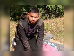 'She Betrayed Me': Man Stabs Woman At Bus Stop, Wipes Hands On Her Scarf