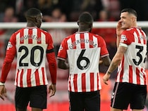 Sunderland Snap Arsenals Winning Run In Premier League Title Twist