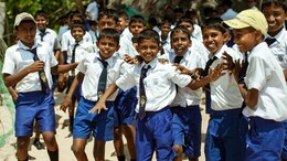 School News: हजारो शिक्षकांना दिलासा! शाळा बंद पडणार नाहीत, पटसंख्येची अट होणार शिथील