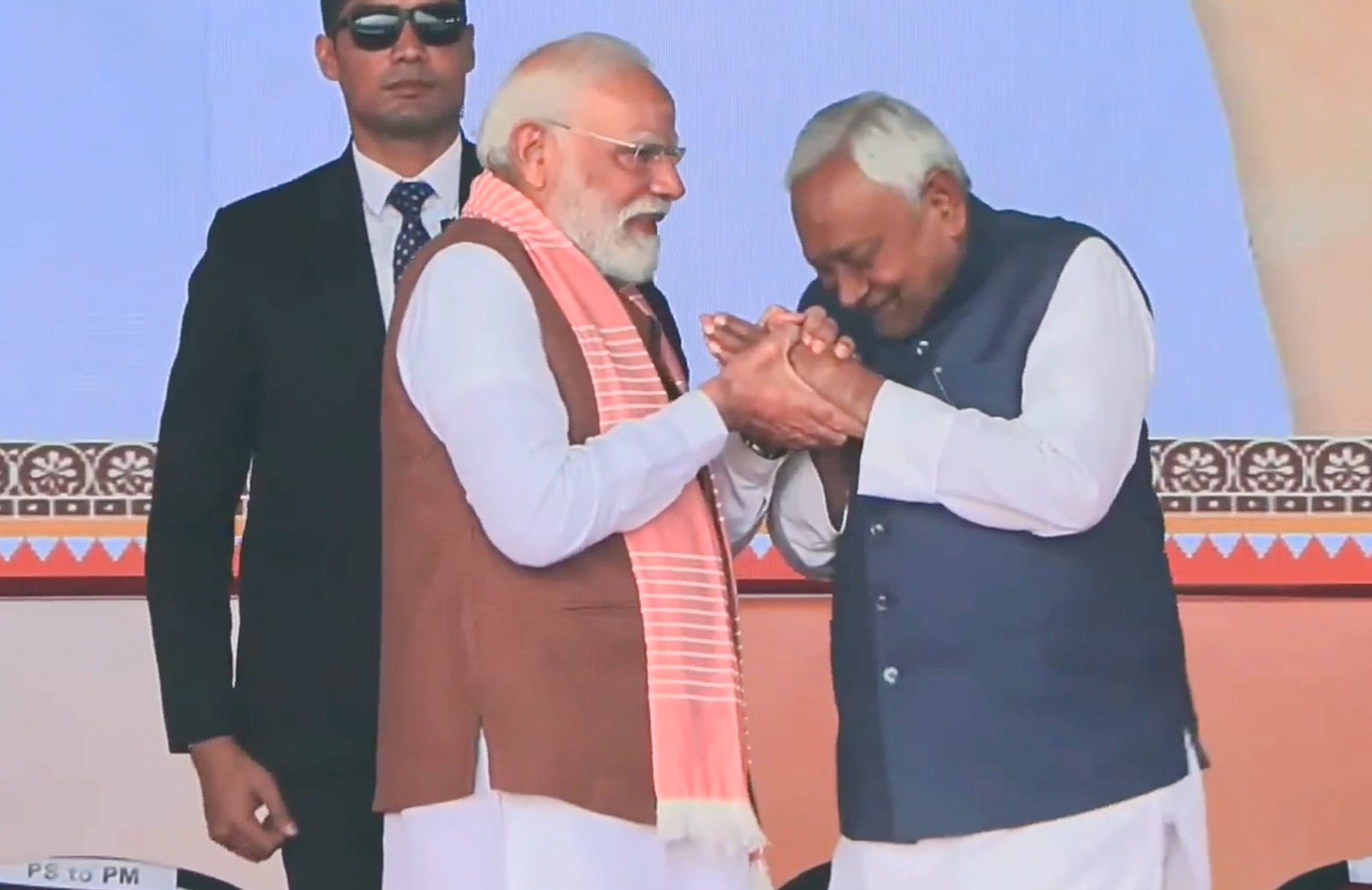 Bihar LIVE: बीजेपी के 12 मंत्री, JDU के 8... बिहार में दिखी पावर शिफ्टिंग की झलक, CM नीतीश ने किया ये वादा