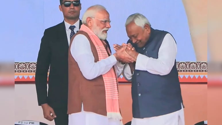 नीतीश कुमार कैबिनेट में बीजेपी के ठाठ, जेडीयू को क्या मिला, समझें पूरी बात