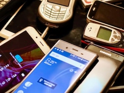 Economic Survey 2026: Mobile Manufacturing Drives India Electronics Exports To Rs 5.12 Lakh Crore