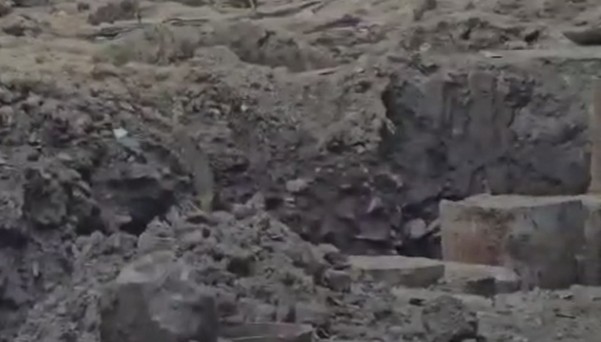 मुंबई के भायखला में निर्माण स्थल पर मिट्टी धंसी, दो मजदूरों की मौत