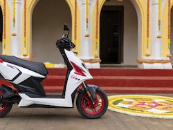 Simple Energy Reports Record October Sales, Boosts Production Capacity