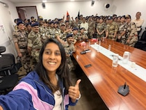 Womens World Cup Hero Jemimah Rodrigues Honoured By CISF Personnel At ASG Mumbai Airport