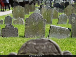 Russian Family Breathes Life Into Abandoned Graves