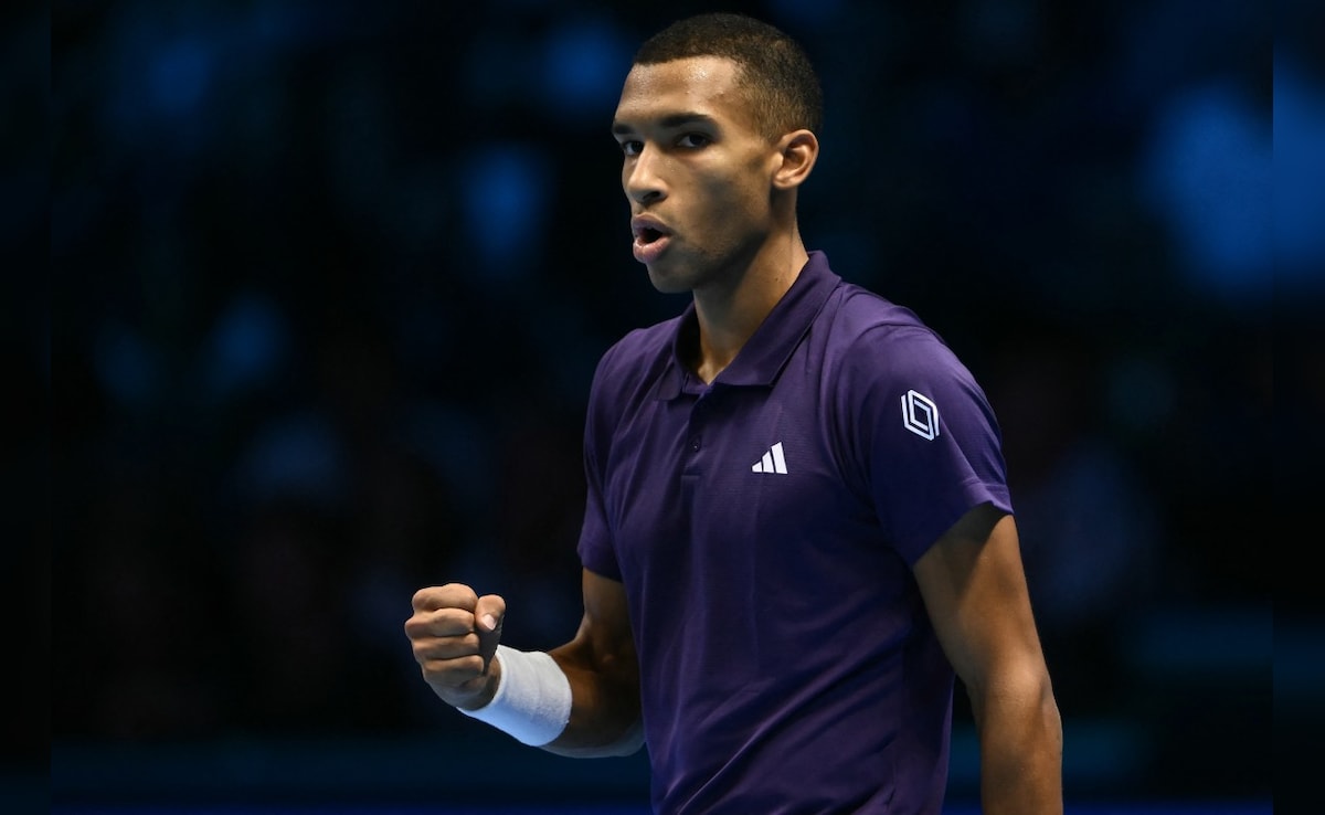 Felix Auger-Aliassime Claims First Win At ATP Finals, Keeps Last Four Hopes Alive