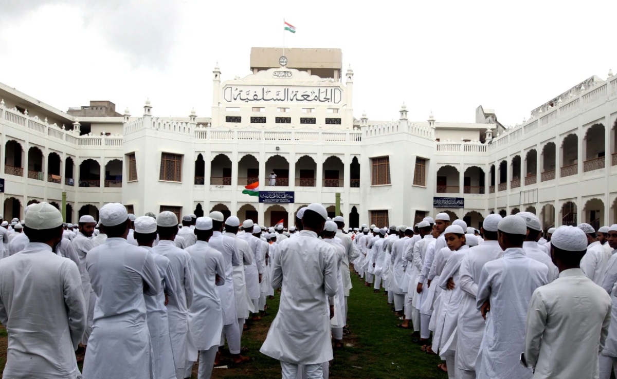 दिल्ली ब्लास्ट के बाद एटीएस ने मदरसों के शिक्षकों और छात्रों की मांगी जानकारी, प्रयागराज का है यह हाल