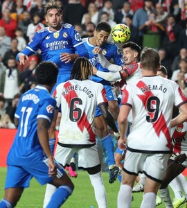 La Liga Leaders Real Madrid Drop Points In Goalless Draw At Rayo Vallecano