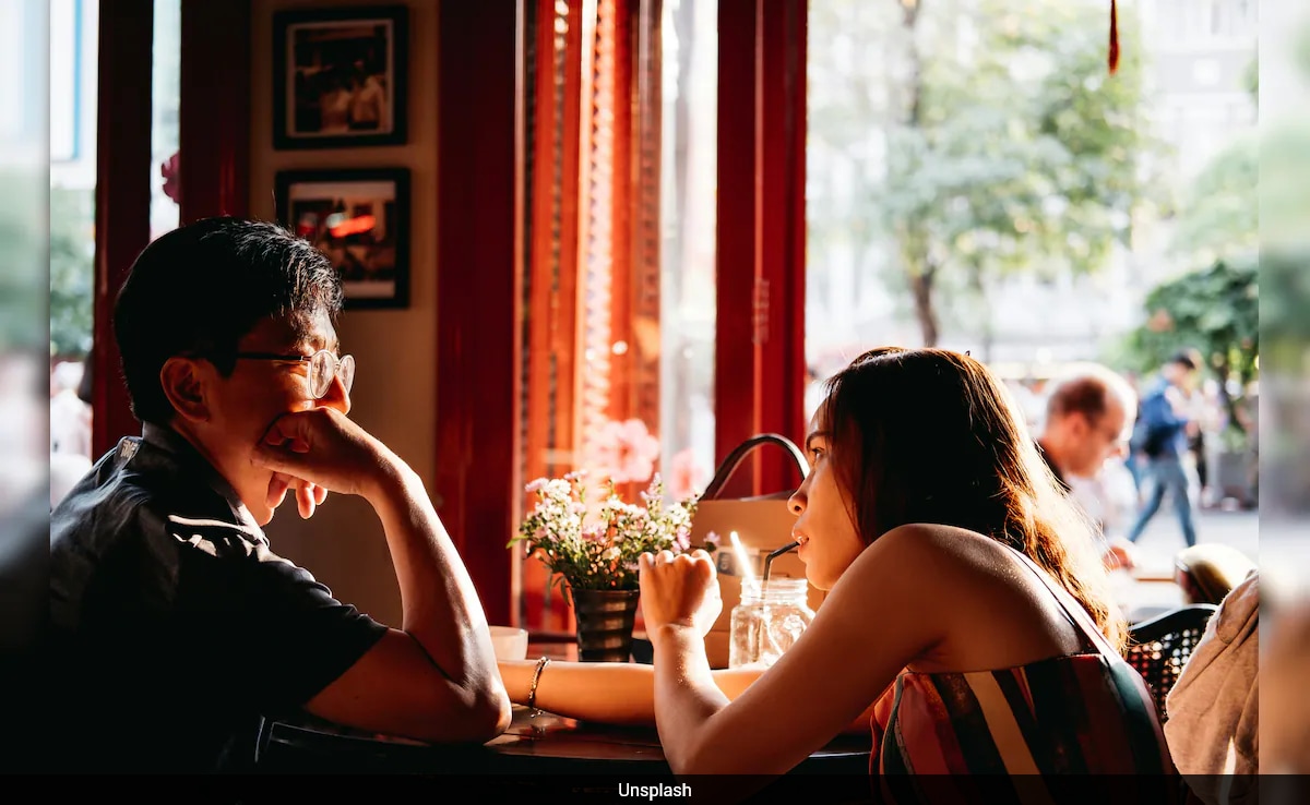 Forget Smoking Or Politics, The New Dating Red Flag Is Using ChatGPT