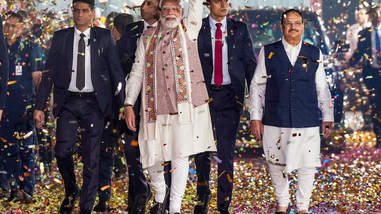 लोहा, लोहे को काटता है...PM मोदी ने जीत के बाद बताया बिहार का नया MY फॉर्मूला 