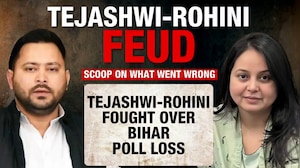 Here's How Political Leaders Reacted To Lalu Yadav's Family Drama