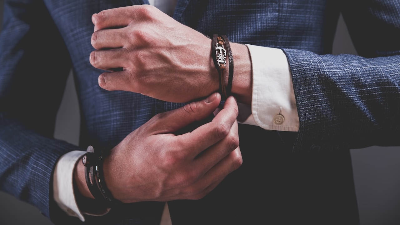 Top 5 Mens Minimal Bracelets: How To Style Metal, Leather And Beads. Top 5 Mens Minimal Bracelets: How To Style Metal, Leather And Beads.