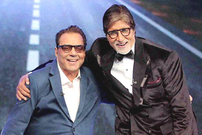 Amitabh Bachchan's Cryptic Message Amid Dharmendra's Health Concern
