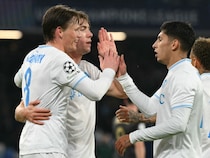 Table-Toppers Roma Face Napoli And Serie A Title Test