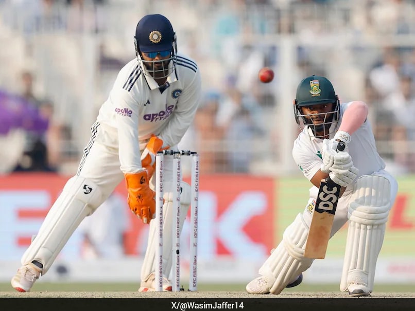 "It's Not The Size Of Man In The Fight": Wasim Jaffer Hails Temba Bavuma's Fighting Fifty In Kolkata Test