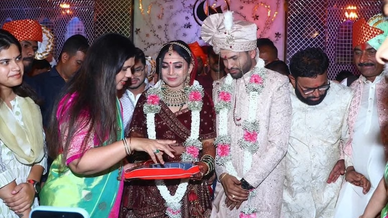 Wife Of Maharashtra Minister's Key Aide Dies By Suicide Over 'Harassment'