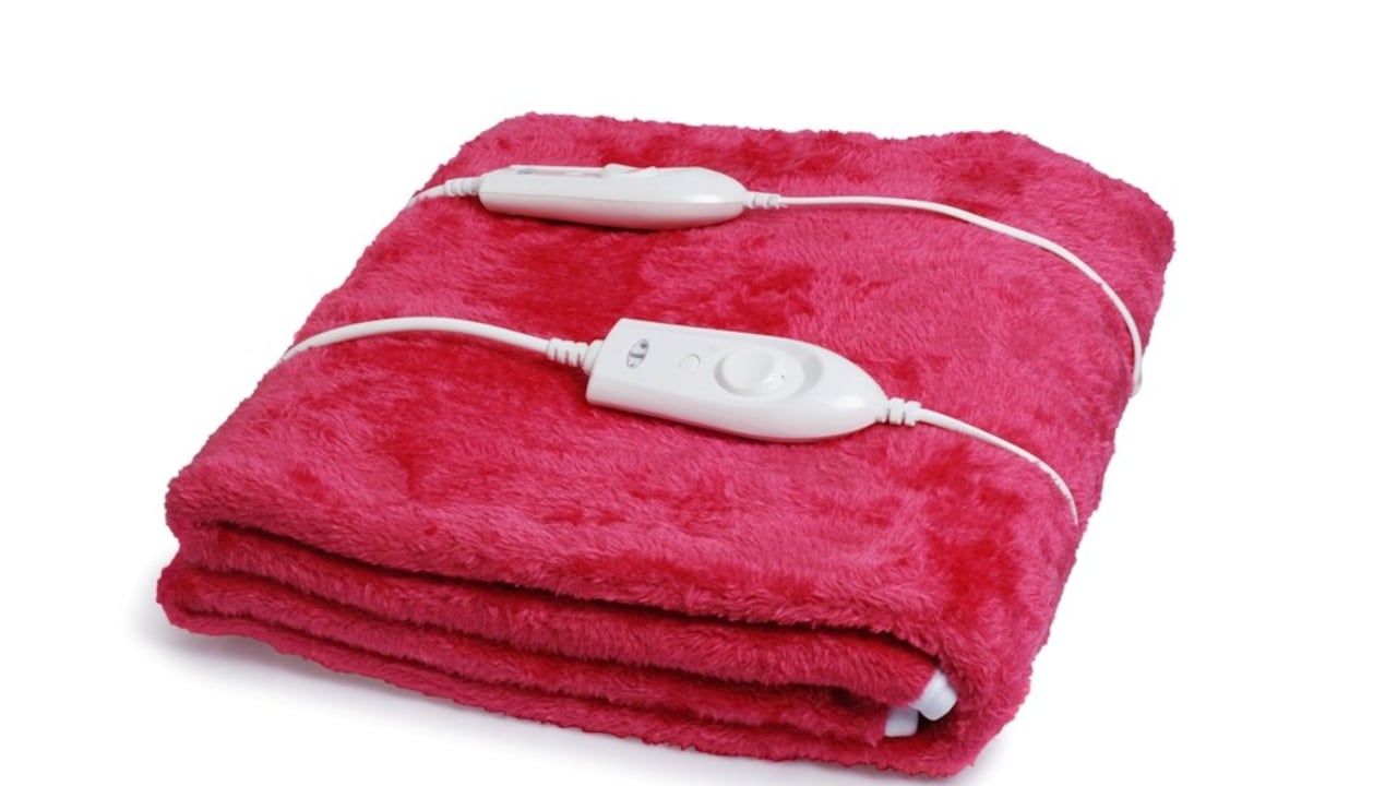 Struggling to Sleep in Winter? Bed Heater That Protect Your Skin Struggling to Sleep in Winter? Bed Heater That Protect Your Skin