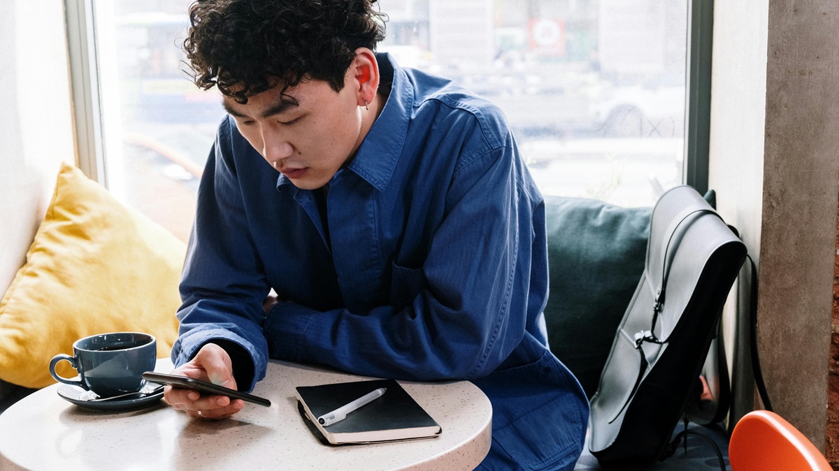 WhatsApp पर किसी ने भेजा है वॉयस मैसेज, तो सुनने के बजाय पढ़ भी सकते हैं आप, जाने कैसे