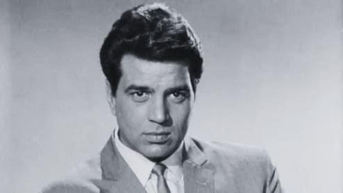 Actor Dharmendra passes away at 89: अभिनेता धर्मेंद्र का निधन, 89 की उम्र में ली अंतिम सांस; मुंबई में हुआ अंतिम संस्कार, बेटे सनी देओल ने दी मुखाग्नि
