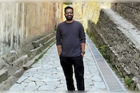 Best Eggless Choco Chip Tea Cake Recipe for Beginners Best Eggless Choco Chip Tea Cake Recipe for Beginners