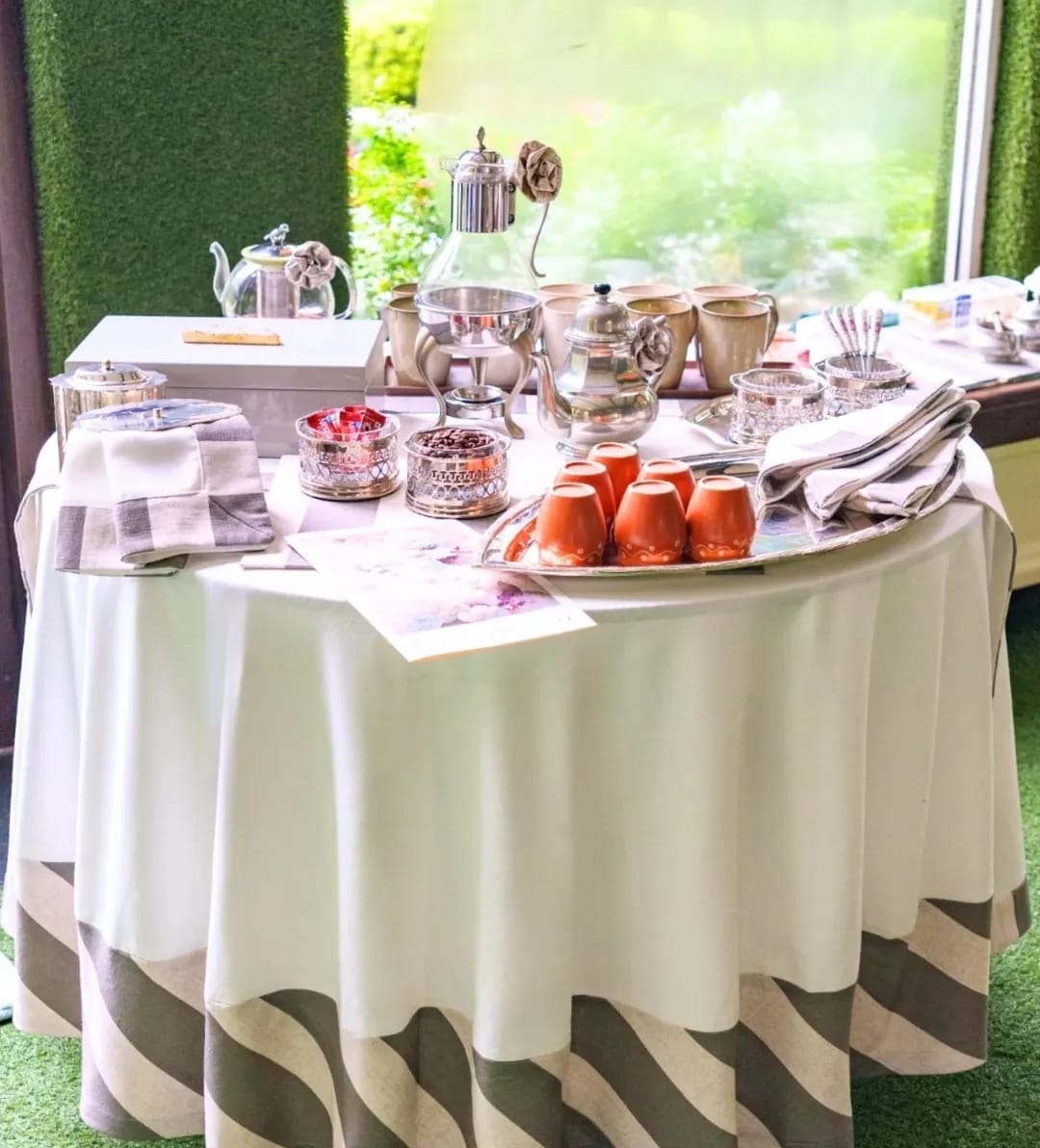 How Dining Curators Are Elevating At-Home Dinner Experiences