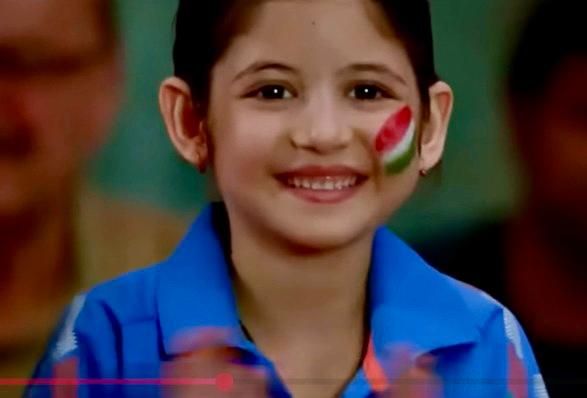 बजरंगी भाईजान में बनी थी मुन्नी, अब बन गई फिल्म की हीरोइन, लाल सूट में दिखी दुल्हन जैसी, फैन्स बोले- 10 साल बाद...