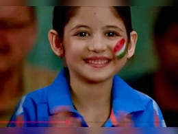 बजरंगी भाईजान में बनी थी मुन्नी, अब बन गई फिल्म की हीरोइन, लाल सूट में दिखी दुल्हन जैसी, फैन्स बोले- 10 साल बाद...