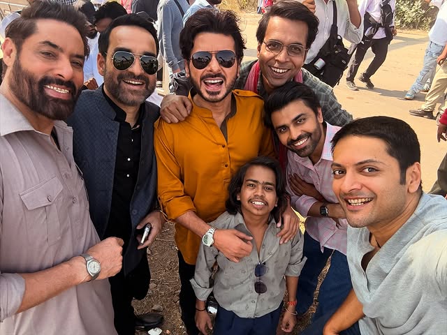 Ali Fazal Wraps Jodhpur Schedule of Mirzapur: The Film; Jitendra Kumar and Divyenndu Join Him in BTS Moments